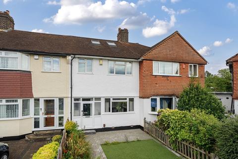 4 bedroom terraced house for sale, Bramdean Gardens, Lee