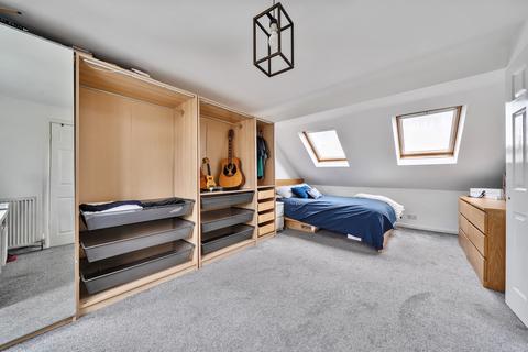 4 bedroom terraced house for sale, Bramdean Gardens, Lee