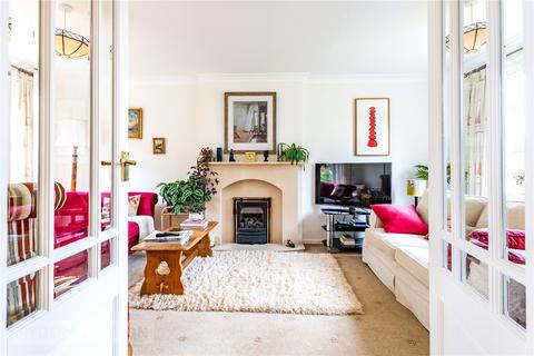 4 bedroom detached house for sale, Longlands Bank, Thongsbridge, Holmfirth, West Yorkshire, HD9