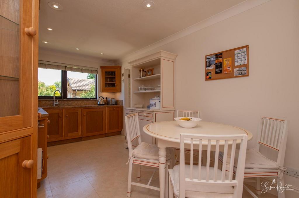 Kitchen - Breakfast Room