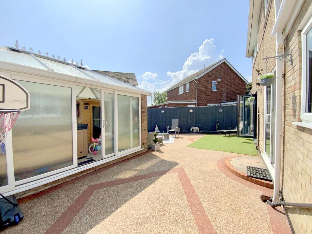 Resized IMG 0942..jpg