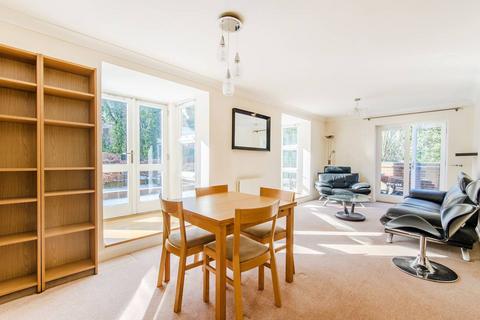 undefined, Cottage Close, Harrow on the Hill, Harrow, HA2
