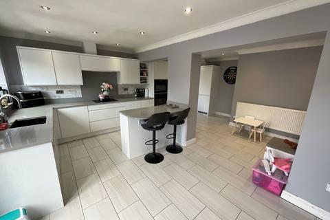 3 bedroom semi-detached house for sale, Cherry Orchard Avenue, Halesowen B63