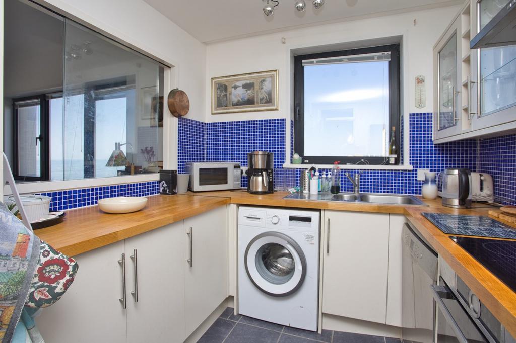 Apartment in Folkestone - View 5