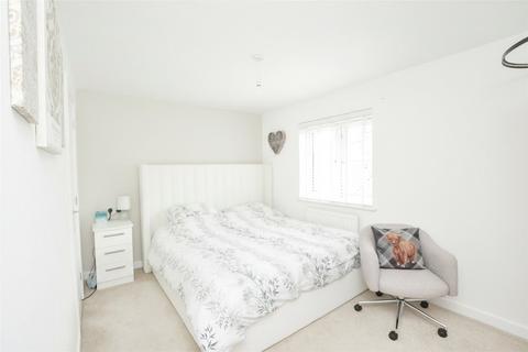 undefined, Zura Avenue, Gloucester GL3