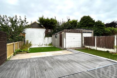 4 Bromsgrove Avenue, Blackpool, FY2 9LX