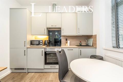 undefined, Millbrook Road East, Southampton, Hampshire