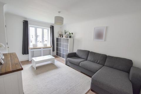 8 Ailsa Mews, Rochester, ME1 3HA