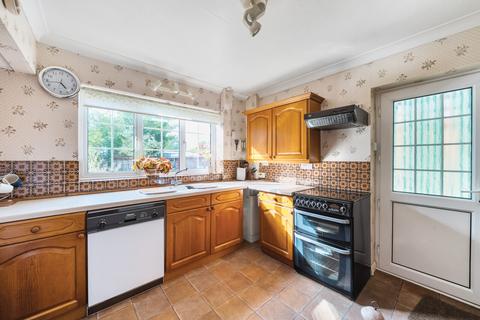 4 bedroom detached house for sale, Hilltop Rise, Great Bookham, KT23