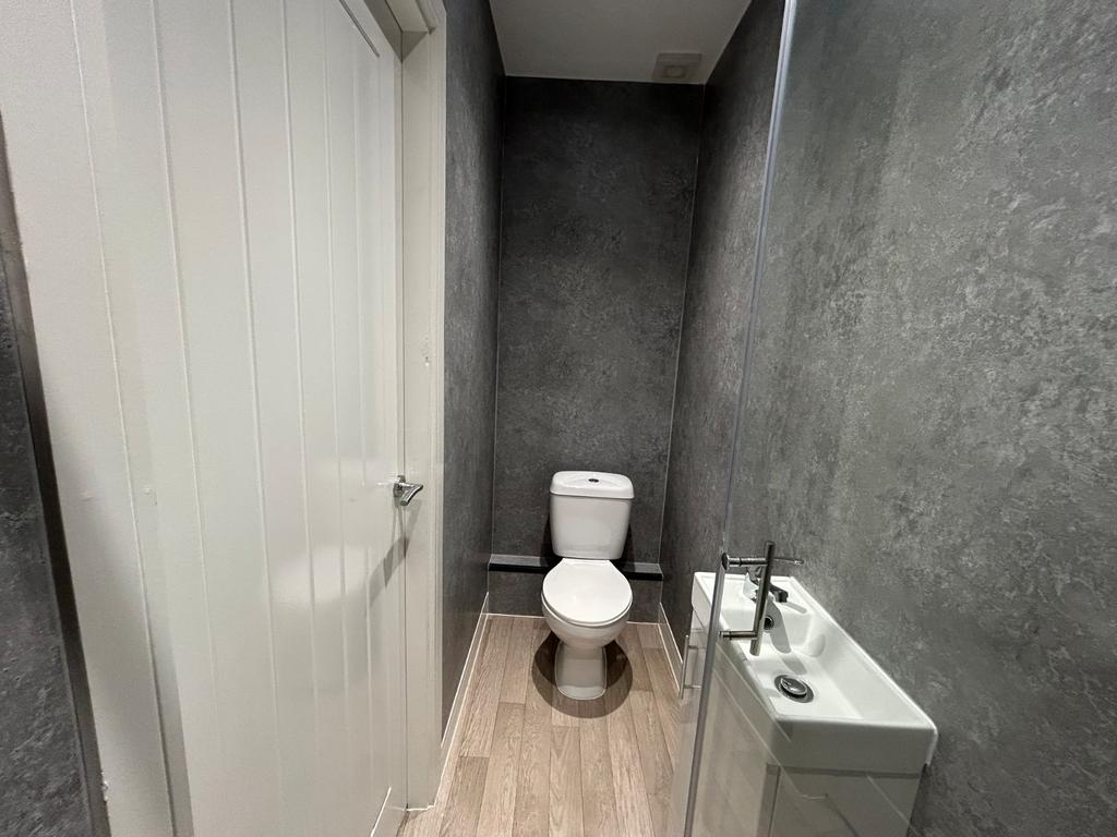 Ensuite Shower Room