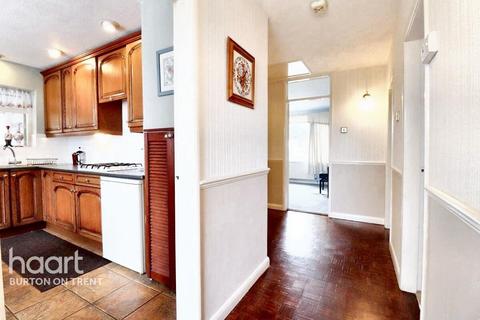 2 bedroom detached bungalow for sale, Tutbury Road, Burton-On-Trent
