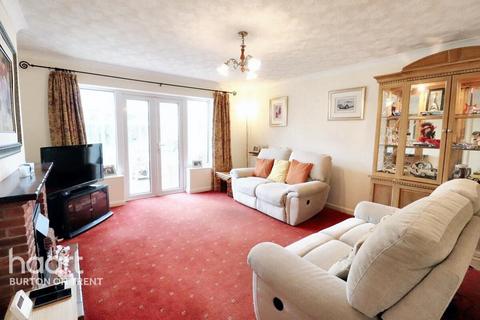 2 bedroom detached bungalow for sale, Tutbury Road, Burton-On-Trent