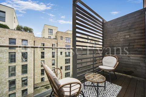 1 bedroom flat for sale, Kirkby Apartments, Baythorne Street, Bow, London, E3