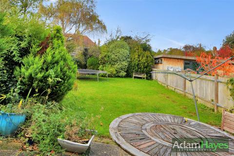 11 Windermere Avenue, London, N3 3QX
