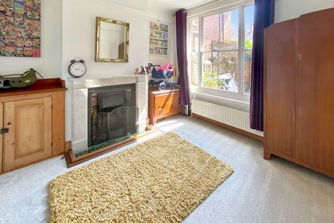 3 bedroom terraced house for sale, Sussex Avenue, Ashford TN24