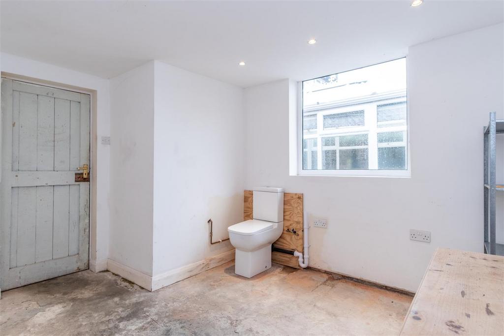 Extension/WC