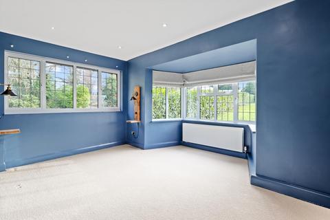 Fairways Beech Avenue, Effingham, Leatherhead, KT24 5PJ