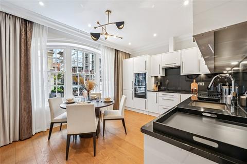 2 bedroom flat to rent, Stratton Street, London