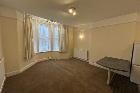 1 bedroom flat to rent, Sidwell Street, Exeter, EX4