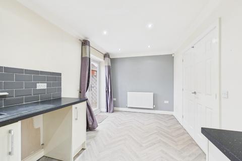 29 Farrier Close, Kingswood, Hull, HU7 3DW