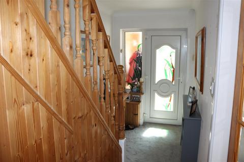 3 bedroom semi-detached house for sale, King George Crescent, Rushall