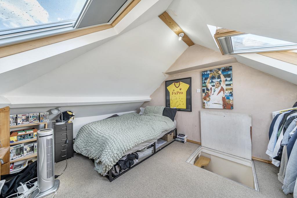 1324880-12-687a59...