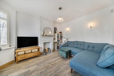 undefined, Vivian Close, Watford