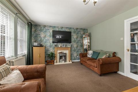 undefined, 10 Annfield Gardens, Galashiels