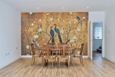 42 Chiltern Road, Sutton, SM2 5RD