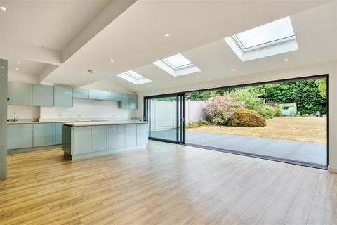 42 Chiltern Road, Sutton, SM2 5RD