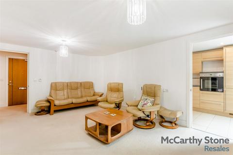 1 bedroom apartment for sale, College Way, Welwyn Garden City
