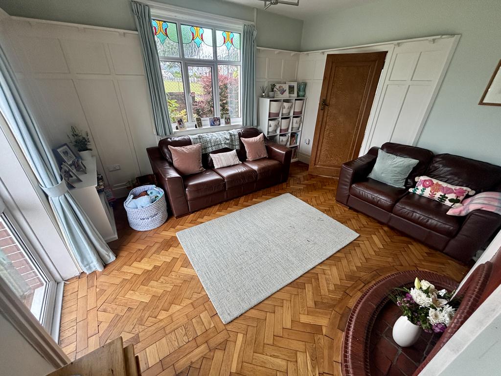 Living room (second image)