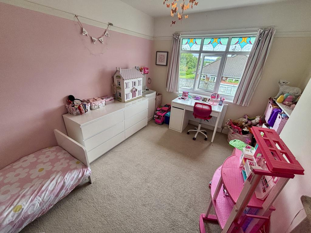 Rear bedroom 3