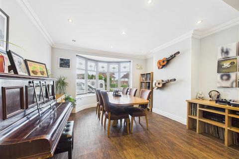 3 bedroom semi-detached house for sale, Beverley Road, Kirk Ella
