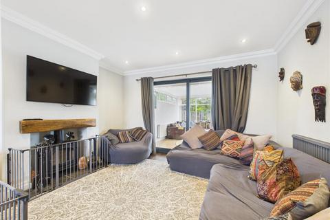3 bedroom semi-detached house for sale, Beverley Road, Kirk Ella