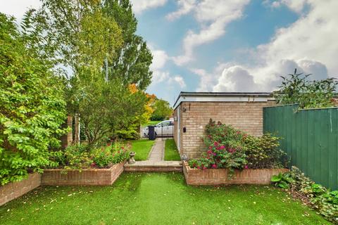 3 bedroom end of terrace house for sale, Kestrel Drive, Pucklechurch, Bristol, Gloucestershire, BS16