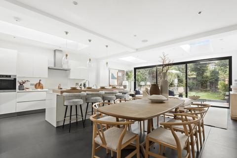Drakefield Road, SW17