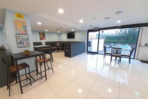 16 bedroom house share to rent, Crendon Street