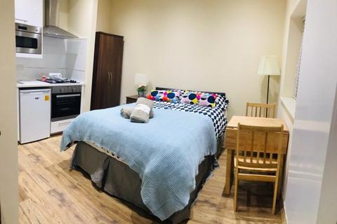 1 bedroom flat to rent, Chatsworth Road