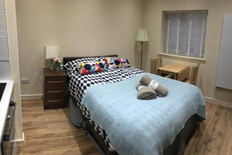 1 bedroom flat to rent, Chatsworth Road