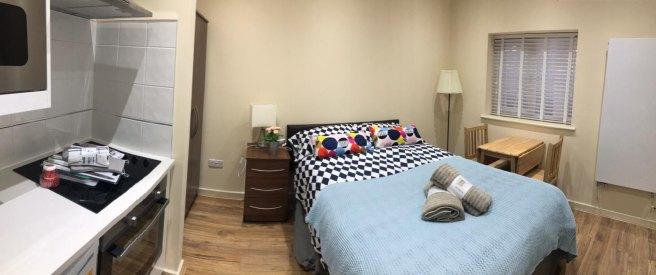 Chatsworth-road-nw2-4bh-983068