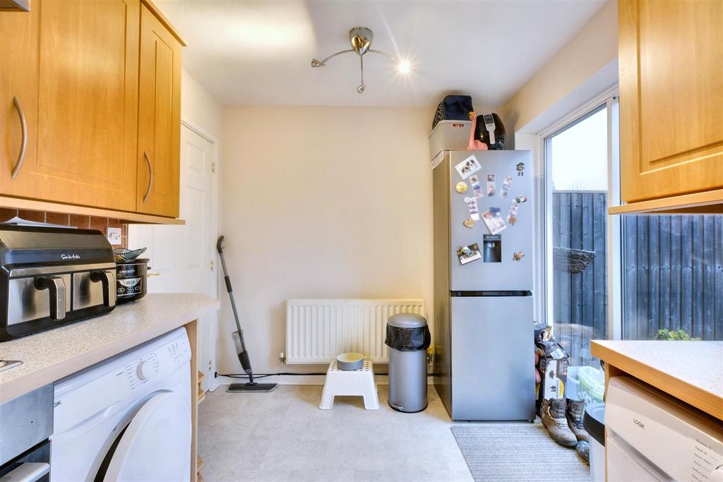 Kitchen 3.jpeg