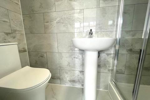 undefined, Basildene Road, Greater London TW4