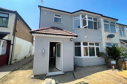Basildene Road, Greater London TW4