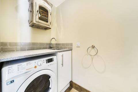 17 Cotswold Close, Minster Lovell, Witney, OX29 0SX
