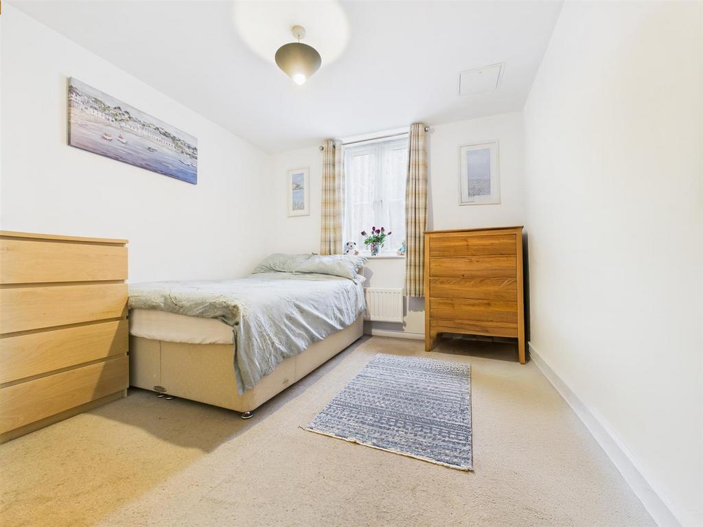 CAM02861 G0-PR0442-STILL016.jpg