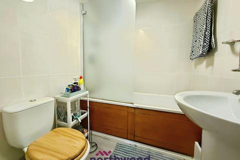 1 bedroom flat to rent, Bartholomew Street West, Central, Exeter, EX4