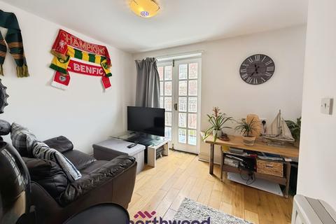 1 bedroom flat to rent, Bartholomew Street West, Central, Exeter, EX4