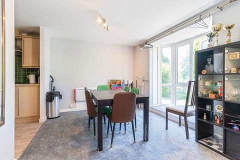 2 bedroom flat for sale, Ffordd Garthorne, Rimini House Ffordd Garthorne, CF10