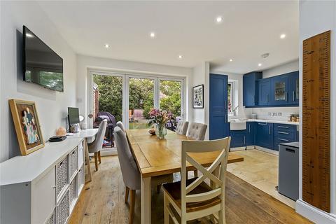 undefined, North Road, Kew, Surrey, TW9